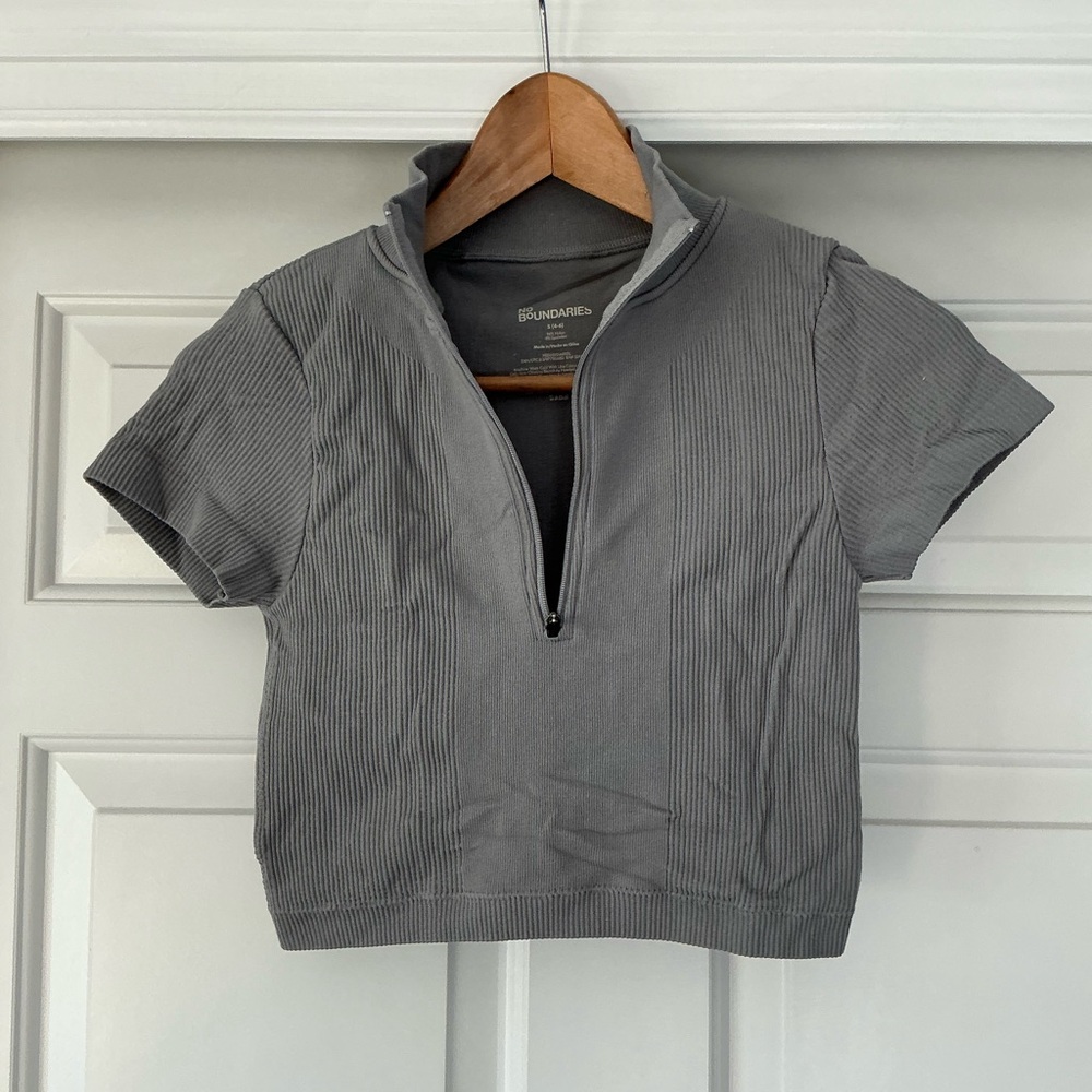 No Boundaries Gray Ribbed Quarter-Zip Short Sleeve Cropped Top S